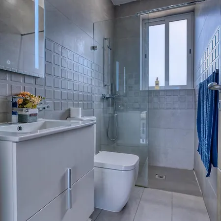 Appartement Bayview Penthouse With Seaviews - 2br